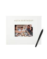 40 Signature Frame